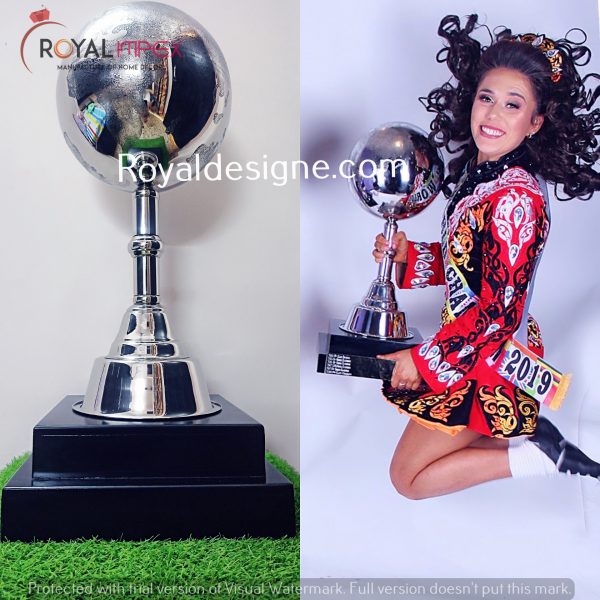 Globe Trophy World Champion Ship Awards - Image 2