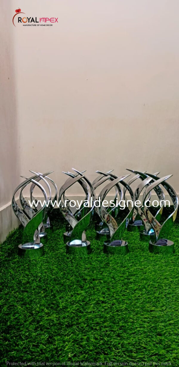 Fin Trophy High Quality Shinny Chrome plated - Image 3