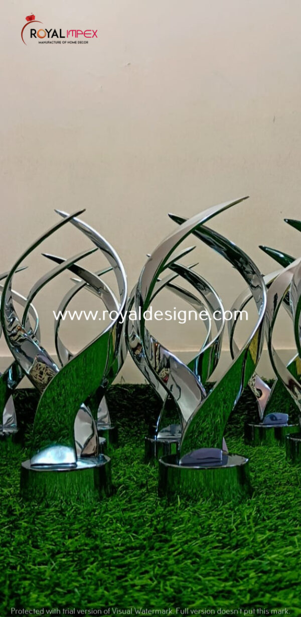 Fin Trophy High Quality Shinny Chrome plated - Image 2